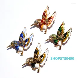Brooches Fashion Jewellery Humming Bird Rhinestone For Women Elegant Enamelled Breast Pin Ladies Gifts Party Dress Coat Decoration