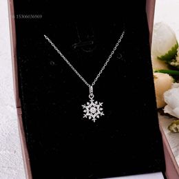 Zuanyang Cute Design HPHT Round Cut Lab Grown Diamond Flower Necklace Fine Jewellery 10K 14K Solid Gold Necklaces Women