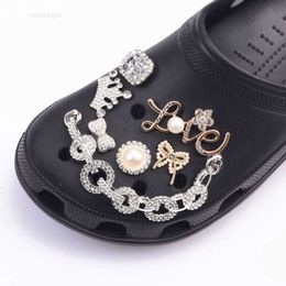 50% Discount Designer Custom Rhinestone Wholesale Metal Bling Crown Eye Bag Shoes for Decoration Clog Shoe Charms jibbitz shoe charms