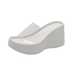 Sandals 2024 Summer Short and Fat Womens Slide Fashion PVC Transparent Platform Wedge Heel Outdoor Open Toe Beach Shoes H240527 AEJB