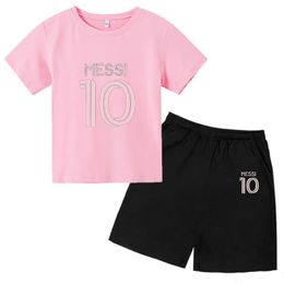 sports spring and autumn 3 14 years old baby girl shortsleeved Tshirt pants 2piece suit boy casual 240522