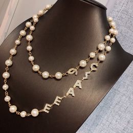 Women C Pendant Necklaces Pearl Sweater Chain Cclies Gold Long Choker Double Women Jewellery Designer Luxury Accessories 1232