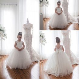 Cute White Lace Little Kids Flower Girl Dresses Princess Jewel Neck Tulle Applique Puffy Floral Formal Wears Party Communion Pageant Go 233y