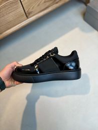 Дизайнерские кроссовки повседневная обувь Мужские парижские кроссовки Mens Mens Women Retro Daddy Shoe Black 0517