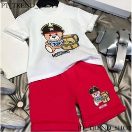 Роскошные дизайнерские бренды детские детские наборы одежды классическая одежда костюма детская летняя буква с короткими рубашками с короткими буквами моды 011