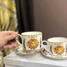 Luxury European Style Bone China Coffee Cups And Saucer Home Light Ceramic Afternoon Tea Mug Set ie Drinkware With Gift Box 240518