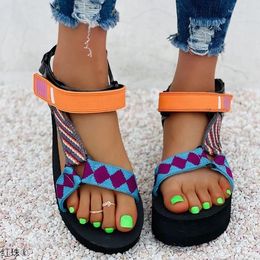 Casual Shoes Low Sandals Woman Leather Beach Large Size Summer Heels Low-heeled Comfort Multicoloured Big Girls Clogs Fashion Flat 2024