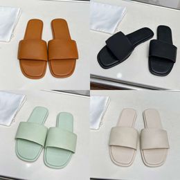 2024 Designer Sandals Womens Flat Slippers With Box Black Beach Shoes Fashion Luxury Summer Slides EU35-42 With Box 567