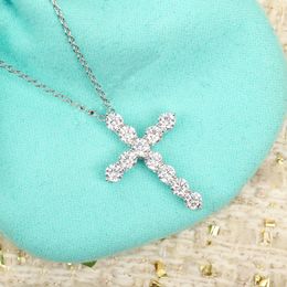 S925 Sterling Silber Platted Cross Designer Anhänger Halsketten für Frauen glänzende Diamantkristallverbindungskette Choker Halskette Schmuck