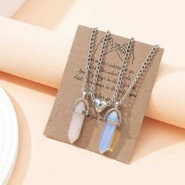 Pendant Necklaces New Hexagonal Pillar Love Magnetic Couple Necklace Trend Fashion Natural Stone Crystal Quartz Pendant Jewellery S2452206