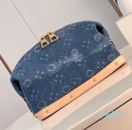 24SS Luxury Handbag Designer Denim Makeup Bag Women's Clutch Storage Bag Can Accommodate Cosmetics And Personal Small Items 27CM