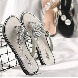 Casual Shoes 2024 Summers Beach Sandals Women Golden Crystal Flat Flip Flops Ladies Home Bathroom Anti-slip Slides Slippers