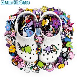 2050100PCS Random Shoe Charms Catoon Animal Decoration for Clog Kawaii Style Buckle Sandal Pendant fit Tote Bag Gift 240517
