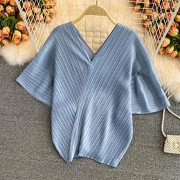 Women's Blouses Summer French Style Loose Chiffon Women Fashion V-Neck Folds Batwing Sleeve Pullovers Korean Solid Top