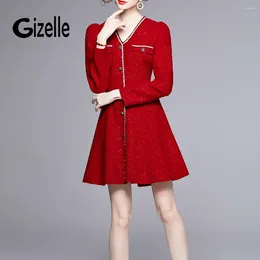 Casual Dresses Gizelle Autumn French Retro Red V-neck Light Weight Fancy Suiting Short Dress Comfortable Office Ladies Metal Button Dres