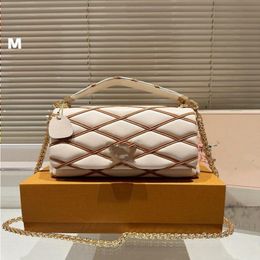 10A Fashion Designer Famous Classic GO-14 Quilted Shoulder Bag Handbag French Brand Bag Women Fashion Crossbody Leather High Flap Luxur Knog