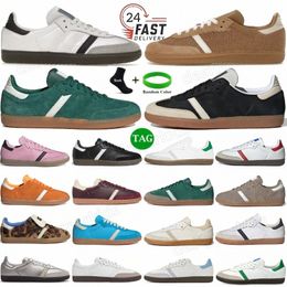 OG designer sneakers shoes Cloud White Core Black Collegiate Green Gum Grey Toe Cream Sand Strata Aluminium Footwear Silver Night Navy w99ma#