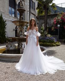 Shoulder A Off Line Wedding Dresses Illusion Sweetheart Short Sleeveless Bridal Gowns D Flowers Applique Robes De Mariee Applique