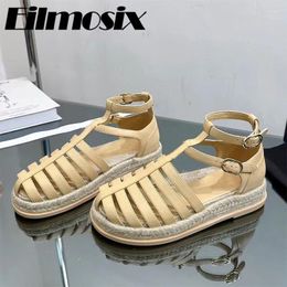 Casual Shoes 2024 Hollow Flat Heels Gladiator Sandals Women Closed Toe Rope Summer Beach Sandal