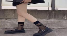 2022 Designer Sports Socks luxury Mens Womens Silk stockings Classic Comfortable Fashion Flash Movement Stocking1276524
