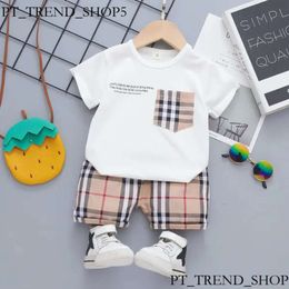 Bebek Erkek Kız Giyim Setleri Ekose Toddler Bebek Yaz Giysileri Çocuk Kıyafet Kısa Kollu Tişört Şort 9cf