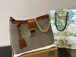 Дизайнерские сумки с тотацией женщины сумки мешки с плечами на плечах мешки с разматыванием ремень сумки для сумочки