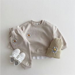 Clothing Boutique Toddler Daisy SweatshirtPants 2 Pcs Embroidery Boys Tracksuit Children Suit Outfits Sets Sports Set Clothes Kids Girl Uerh