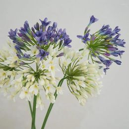 Decorative Flowers Beautiful Weather-resistant Faux Silk Flower Artificial Easy To Carry UV-resistant Agapanthus