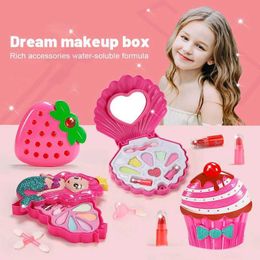 Beauty Fashion Simulated girl pretending to be a princess makeup toy playing house childrens cosmetics lipstick eye shadow set childrens party role play game WX5.21