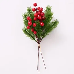 Decorative Flowers 26CM Artificial Christmas Decoration Red Fruit And Pine Branch Plant Cuttings Tree Accessories Bouquet