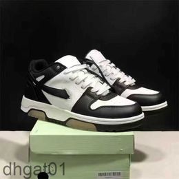 Office Mens Running Shoes Designer Fashion Casual Shoes offer White Panda Black Grey Olive green Red Syracuse UNC Top leather loafers Skateboarding sneakers QJTG a