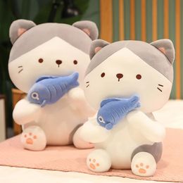 Funny Stuffed Cat Love Fish Plushies Toys Cute Soft Kitten Plush Toy Stuffy Animals Doll for Baby Kids Girls Birthday Gift Party 240523