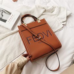 Designer spring new texture style small square fashion hand messenger women's bag Handbags Outlet 230c