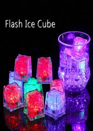 Plastic Led Lights Polychrome Flash Party Bar Light LED Glowing Ice Cubes Blinking Flashing Decoration Club Wedding DBC VT09868063735