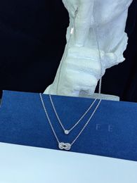 Biżuteria Naszyjniki białe splatyzowane 925 Srebrne studia luksusowe projektanci marki listy geometryczne słynne kobiety okrągłe kryształowe złoto 689874