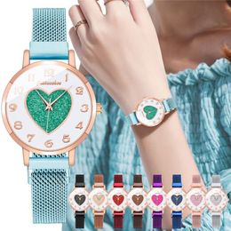 Wristwatches Luxury Women Romantic Heart Wrist Watches Fashion Ladies Magnetic Strap Quartz Clock Zegarek DamskiWristwatches 257v