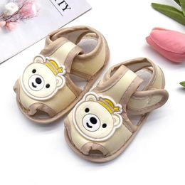 First Walkers 2024 Summer Infant Boys Girls Sandals Fashion Soft Crib Shoes Cartoon Bear Anti Slip Toddler Walker Sole