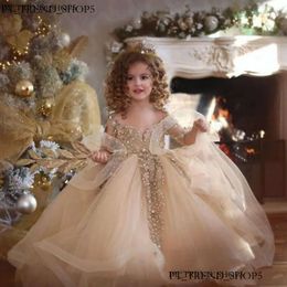 Girl Dresses Girl's Champagne Ball Gown Girls Pageant långa ärmar Pärlor Lace Applique Princess Tulle Puffy Kids Flower Birthday 567 9D3 A45