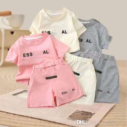 Summer Kids Tracksuit Designer Clothes Casual Sports Boys Girls Sweatsuit Short Sleeves T-shirt And Shorts Sets For Boys Girls Outfits Baby Clothing 1-6Y