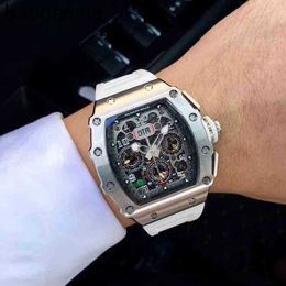 Swiss ZF Factory Luxury Watch Mens Date Mechanical Watch 11-03 Fully Automatic Movement Sapphire Mirror Rubber Watchband Swiss Wristwatches Fv3e