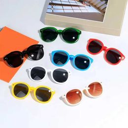 Sunglasses New Childrens Small Frame Circle Sunglasses Girls Decorative Rice Nail Fashion Sun Glasses Boys Outdoor Shading Eyewear UV400 Y240523