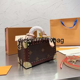 louies bag LouiseViution Old Buckle Lvity Mini Designer Closure Lvse Magnetic Flowers Letters Satchel Handbags Handmade Suitcase Retro Business Briefcase