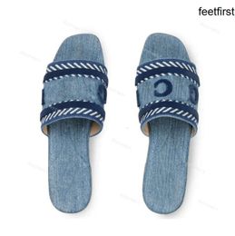 Newest Slides Designer Slippers WOMENS SLIDE SANDAL WITH SCRIPT Mules Decorative Handwriting Slipper Light Blue Denim Fabric Summer Beach Outdoor Shoes Flat