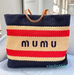 2024 6Shoulder crochet travel bag man weave hand bag Crossbody clutch top handle bags