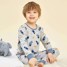 Baby Boys Pamas Autumn Suged Sleeved Children Cletsing ملابس النوم في سن المراهقة Pama Cotton Pajamas مجموعات للأطفال 6 8 10 12 14 سنة L2405