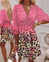 Casual Dresses 2024 Fashion Sweet Pink Contrast Leopard Pattern Pleated Bottom Holiday Dress