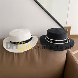 Luxury Staw Hat Metal Letter Fisherman Hats Summer Vacation Wide Brim Sunhats Designer Top Hats Women Party Caps