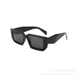 Designer Sunglasses Men Women Polaroid Frame Vintage Metal Cutout Frame Glasses Ladies UV400 Eyewear 250v