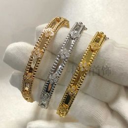 High Edition Original Boutique Vanly Gold Kaleidoscope Armband Grenzausgabe Präzision gefertigtes dickes, plattiert 18K High Luxury Clover Armband für Frauen