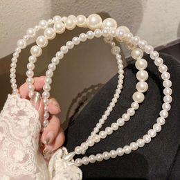 Moda biała sztuczna obręcz elegancka pełna perłowa pałki ślubne akcesoria do włosów dla kobiet dziewczęta Nowe nagłówek L2405